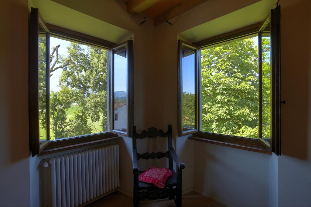 Ferienwohnung Palazzo Gatteschi Poppi Zimmer foto